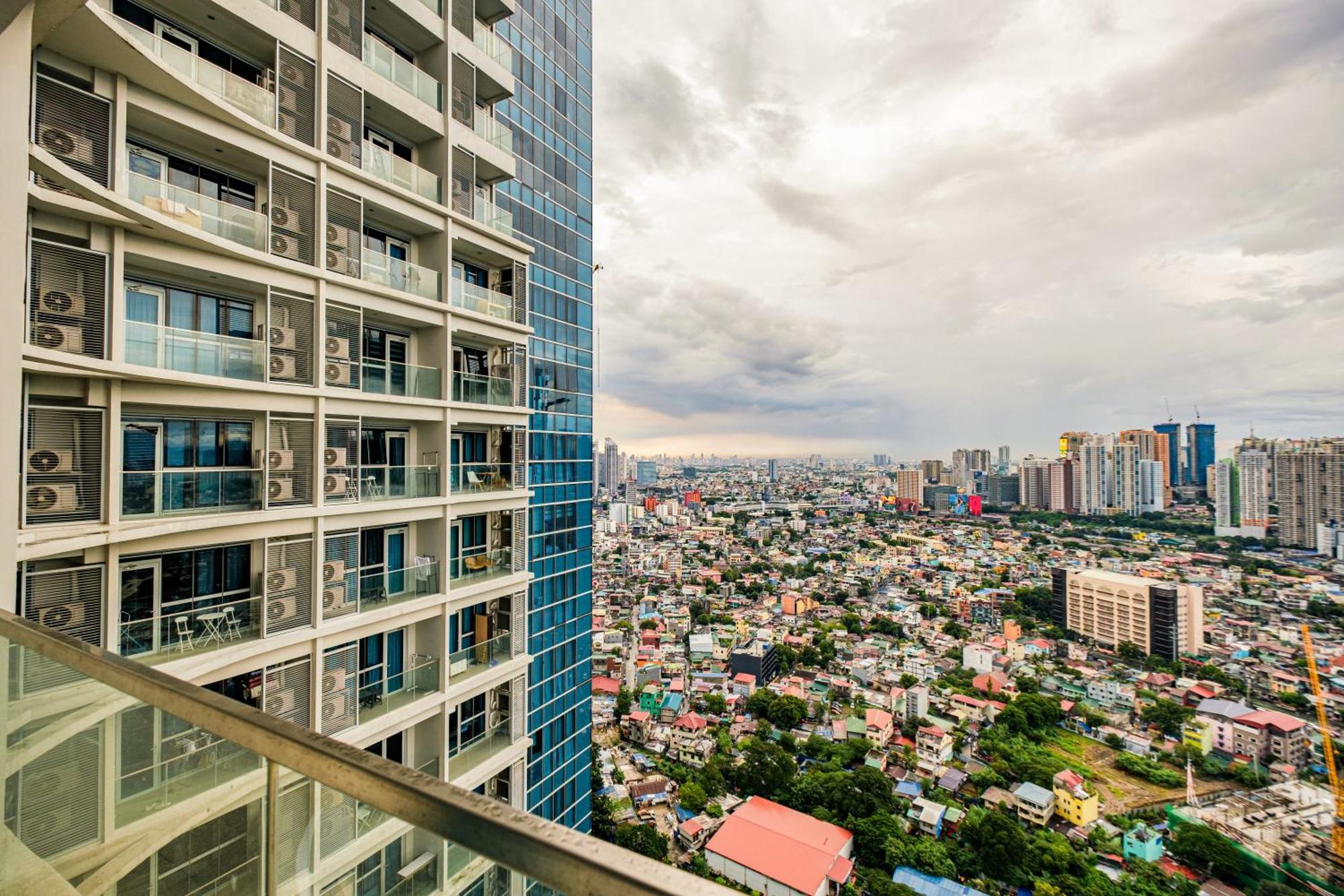 Bgc 2Br Uptown Parksuites With Balcony And Bathtub Manila Ngoại thất bức ảnh